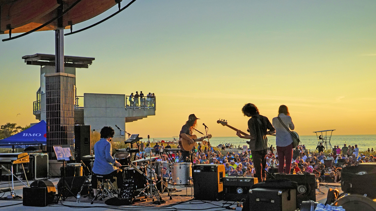 Band on the Beach  GB9