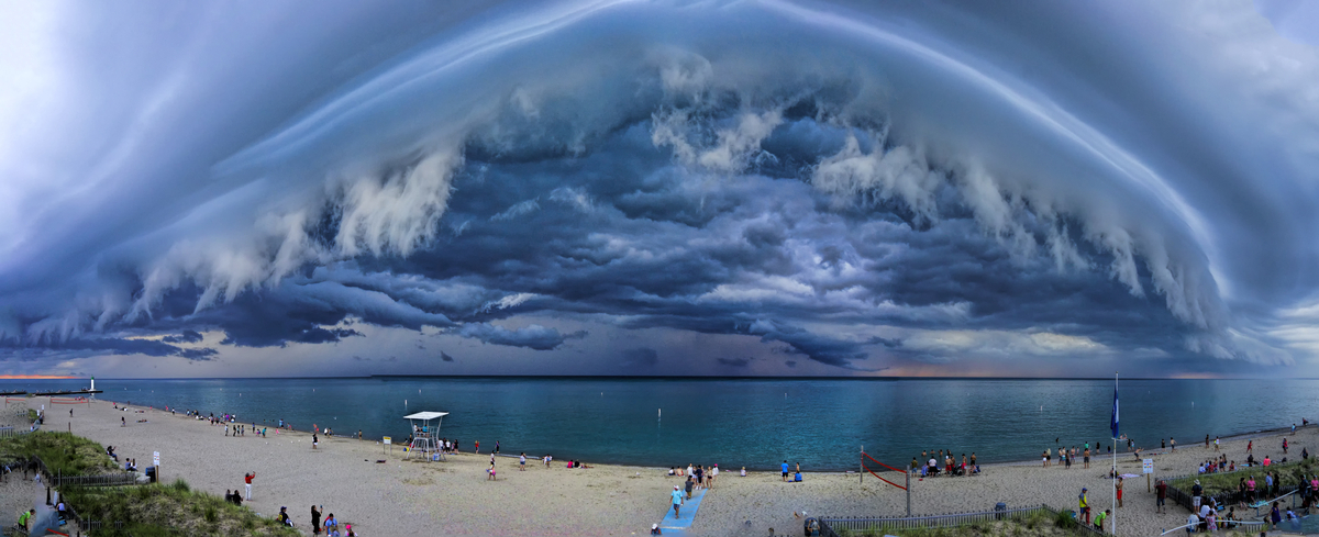 Crazy Shelf Cloud  SS58