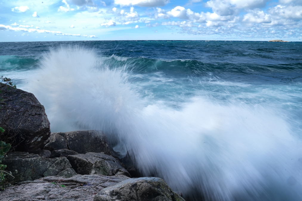 Splash on the Rocks