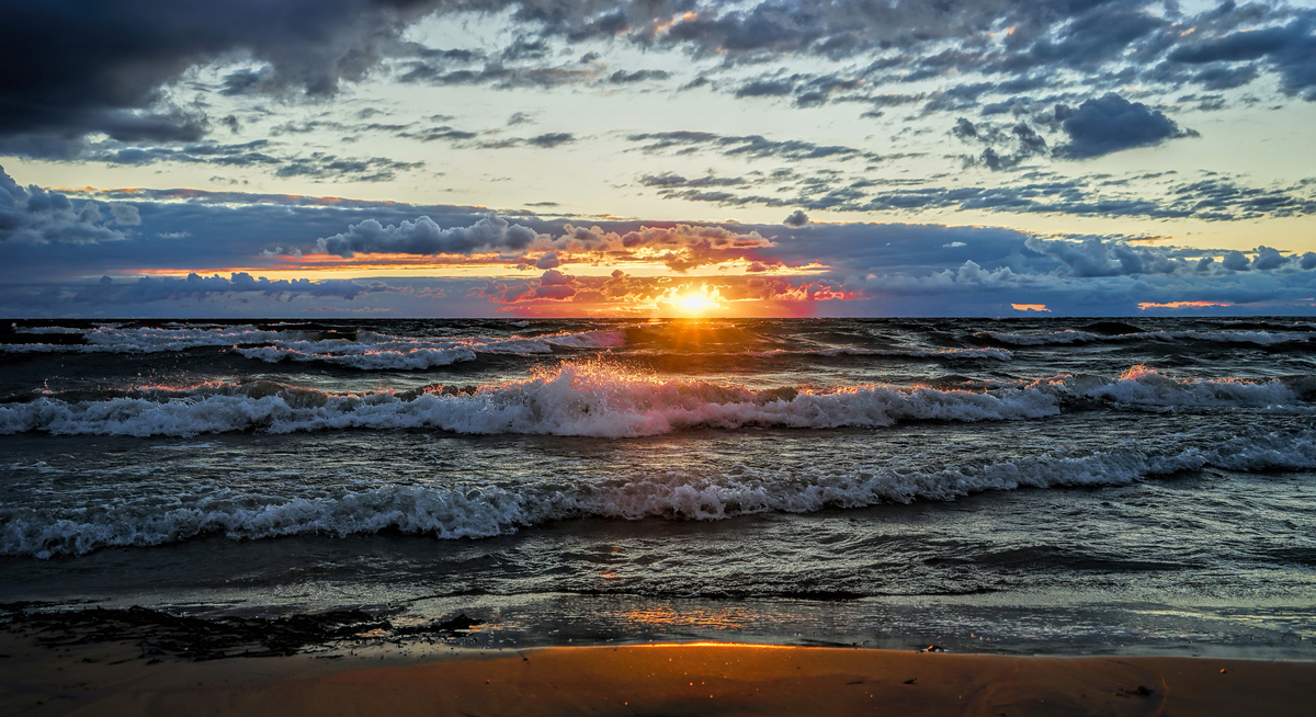 Lake Huron Sunset Splash2  SS53